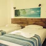 Macaya Hotel 2*